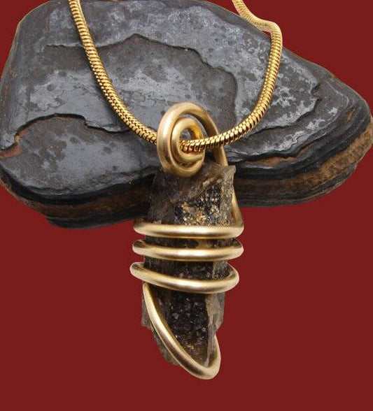 RARE BLACK DRAGON QUARTZ PENDANT IN BRONZE MERLIN'S GOLD 651