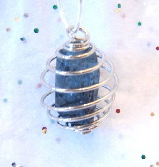 Healing Deep Blue Kyanite Gemstone Pendant Silver Free Chain