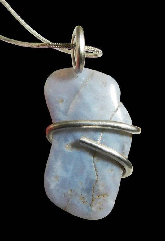 GENUINE ELLENSBURG TRUE BLUE AGATE PENDANT, MEDIUM BLUE #2