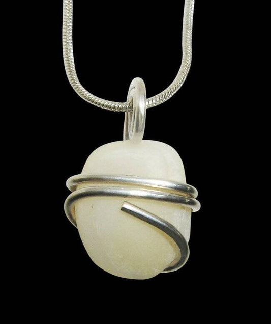 MUSTIKA FISH PEARL BEZOAR STONE AMULET PENDANT - FOUND DEEP INSIDE WILD FISH #52