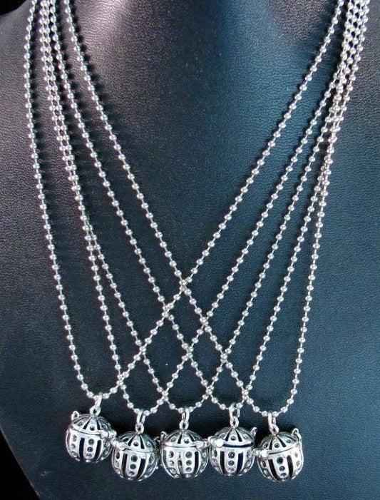 BLUE LAPIS STAINLESS STEEL PENDANT WITH 18" STAINLESS STEEL CHAIN