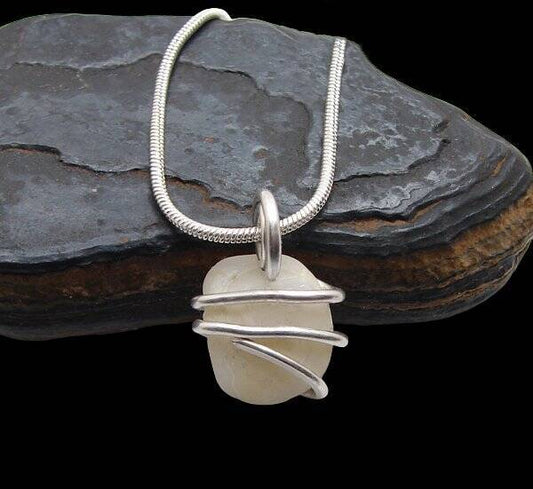 MUSTIKA FISH PEARL BEZOAR STONE AMULET PENDANT - FOUND DEEP INSIDE WILD FISH #41