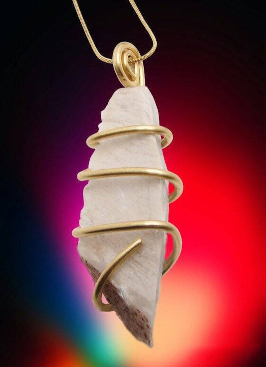 NOVACULITE PENDANT IN MERLIN'S GOLD - BE FREE AGAIN #452