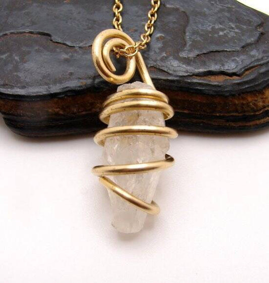 SATYALOKA PENDANT GATHERED BY MONKS INDIA ENLIGHTENMENT Merlin's Gold #308