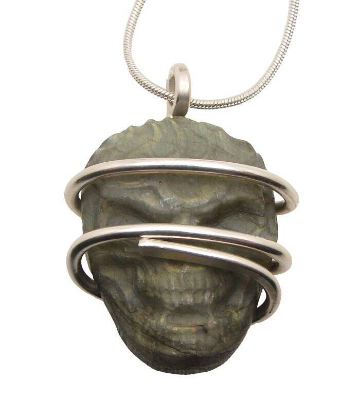 Moon Spirit Skull Jewelry Labradorite Silver / Pagan Oracle / Blue Lotus #5