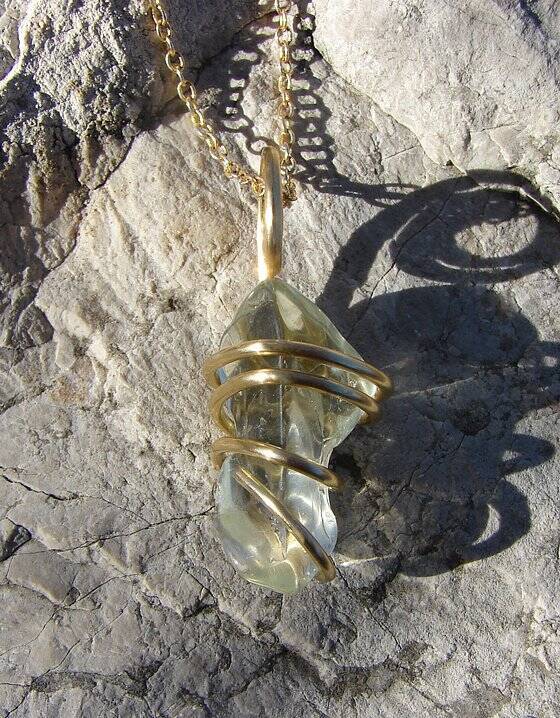 PRASIOLITE POWERFUL GORGEOUS GREEN AURA CRYSTAL PENDANT MERLIN'S GOLD #2