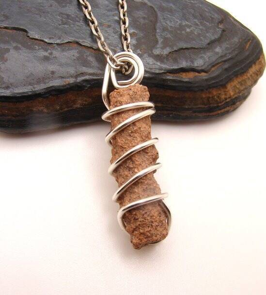 RARE UNUSUAL PRAYER PIPE LIGHTNING STRIKE SARAHA DESERT FULGURITE CRYSTAL #928
