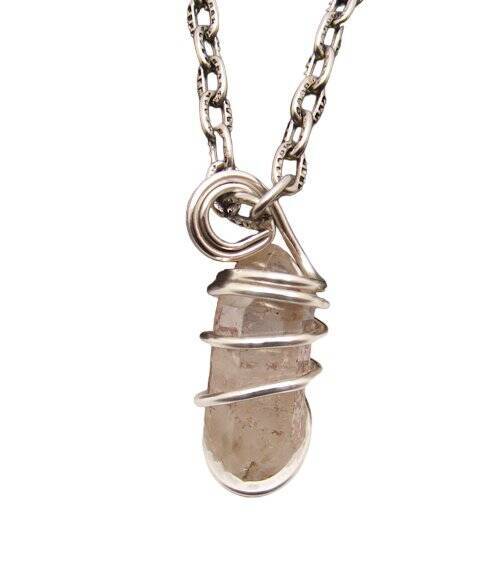 RARE BLACK DRAGON QUARTZ PENDANT IN SILVER PLATED COPPER #604
