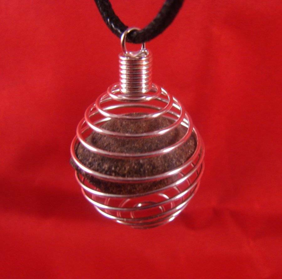 NATURAL MOQUI MARBLE SHAMAN STONE PENDANT UTAH ANCIENT