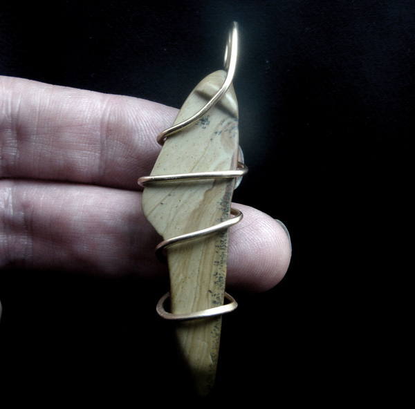 RADIANCE AMERICAN JASPER ART AMULET PENDANT Necklace MERLIN'S GOLD 8