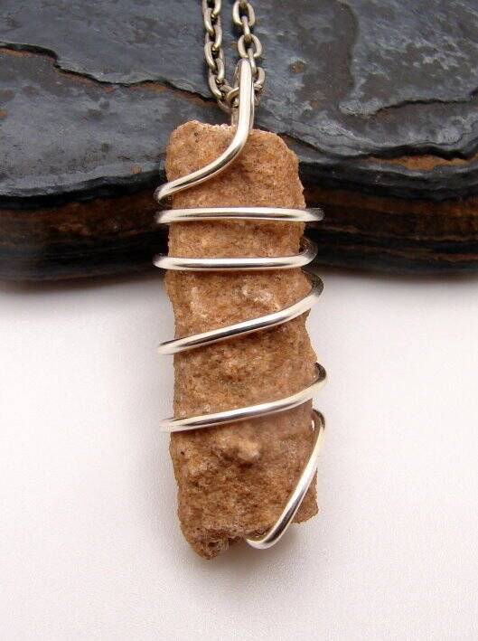 RARE UNUSUAL PRAYER PIPE LIGHTNING STRIKE SARAHA DESERT FULGURITE CRYSTAL #916