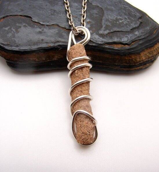 RARE UNUSUAL PRAYER PIPE LIGHTNING STRIKE SARAHA DESERT FULGURITE CRYSTAL #922