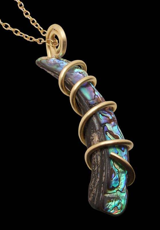 TW: 7.2 grams Abalone Pau Shell Pendant in Merlin's Gold #22