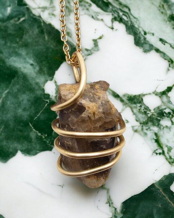 RARE BLACK DRAGON QUARTZ PENDANT IN BRONZE MERLIN'S GOLD #906