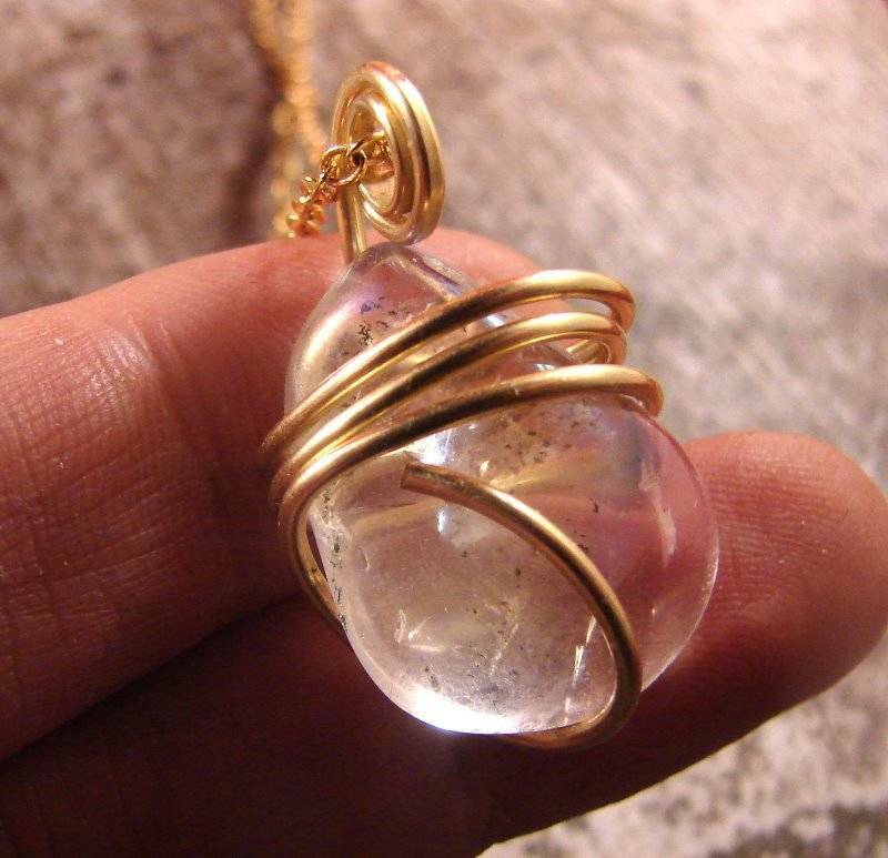 FANTASY AURA TITANIUM CRYSTAL NECKLACE BRONZE GOLD REIKI FOR# 12