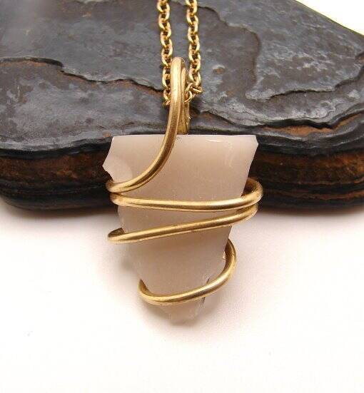 NOVACULITE PENDANT IN MERLIN'S GOLD - BE FREE AGAIN #63